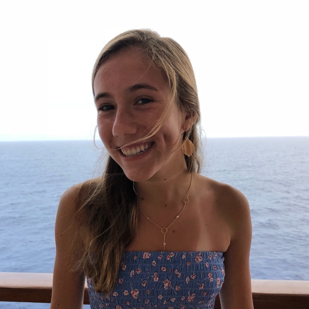 Meet your Posher, Lily